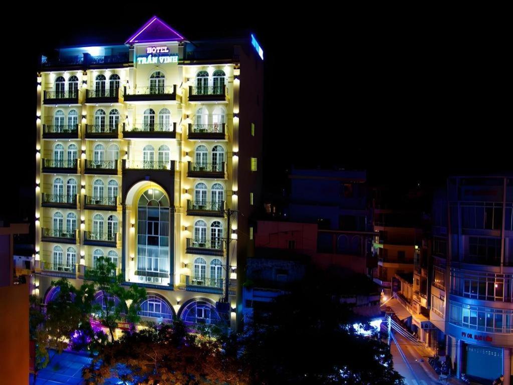 Tran Vinh Hotel Bac Lieu Buitenkant foto