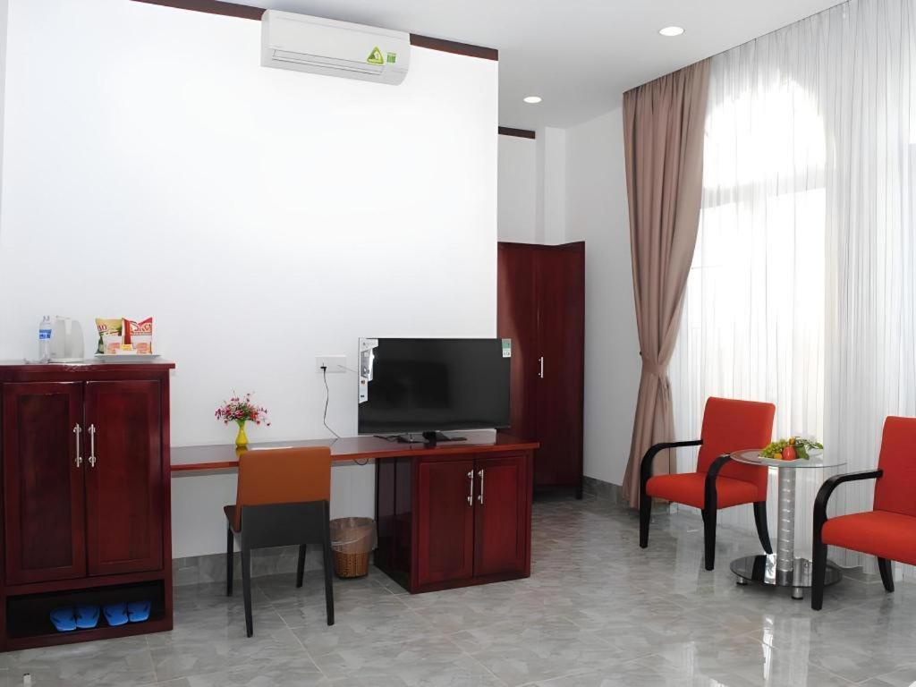 Tran Vinh Hotel Bac Lieu Buitenkant foto