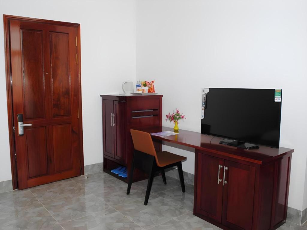Tran Vinh Hotel Bac Lieu Buitenkant foto