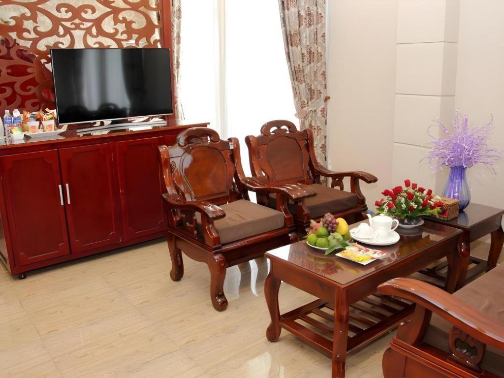 Tran Vinh Hotel Bac Lieu Buitenkant foto