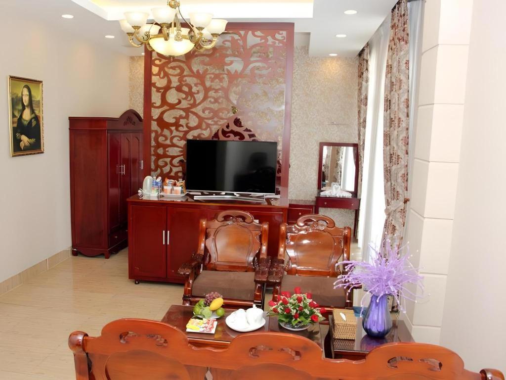 Tran Vinh Hotel Bac Lieu Buitenkant foto