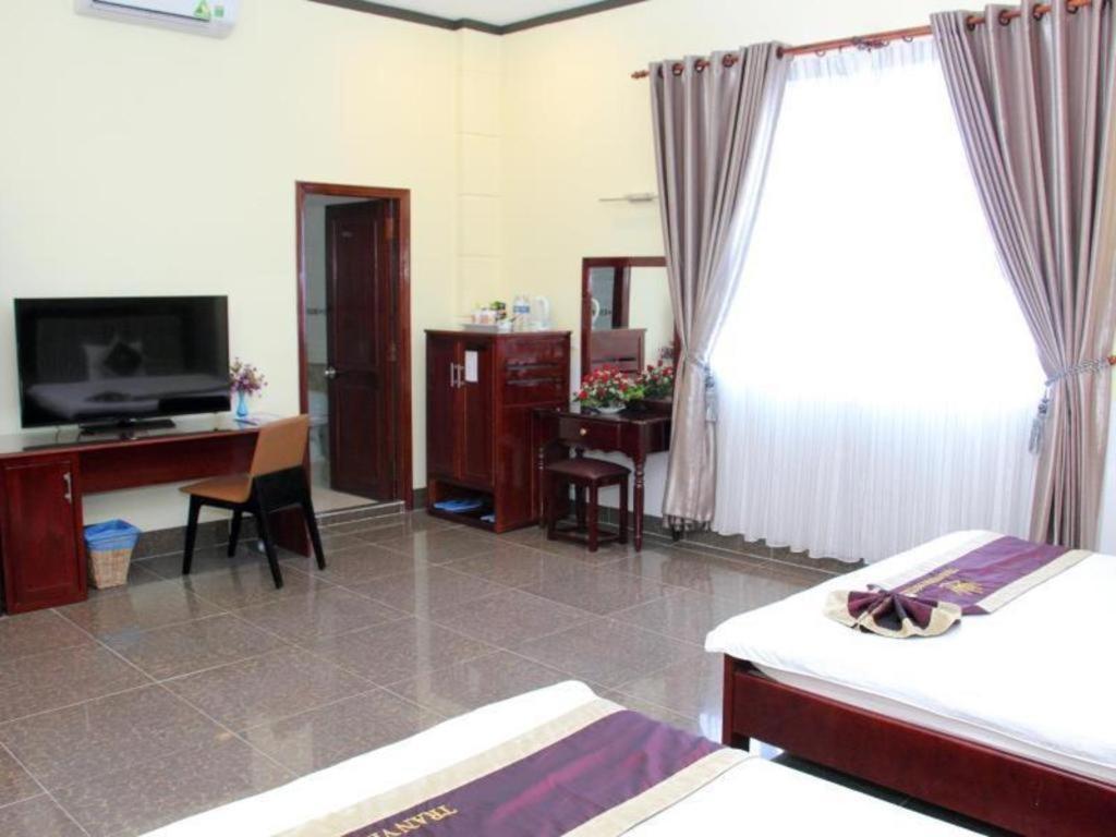 Tran Vinh Hotel Bac Lieu Buitenkant foto