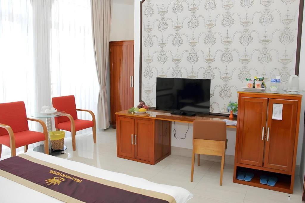 Tran Vinh Hotel Bac Lieu Buitenkant foto